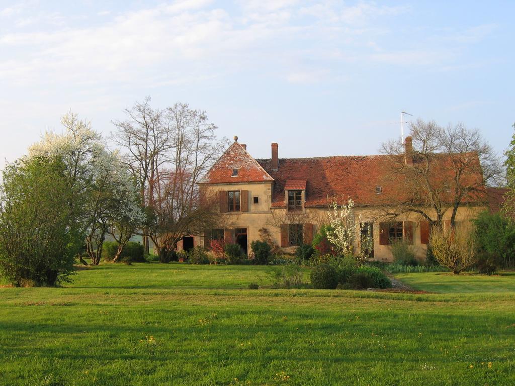 Gite Le Tremblay Thianges Habitación foto